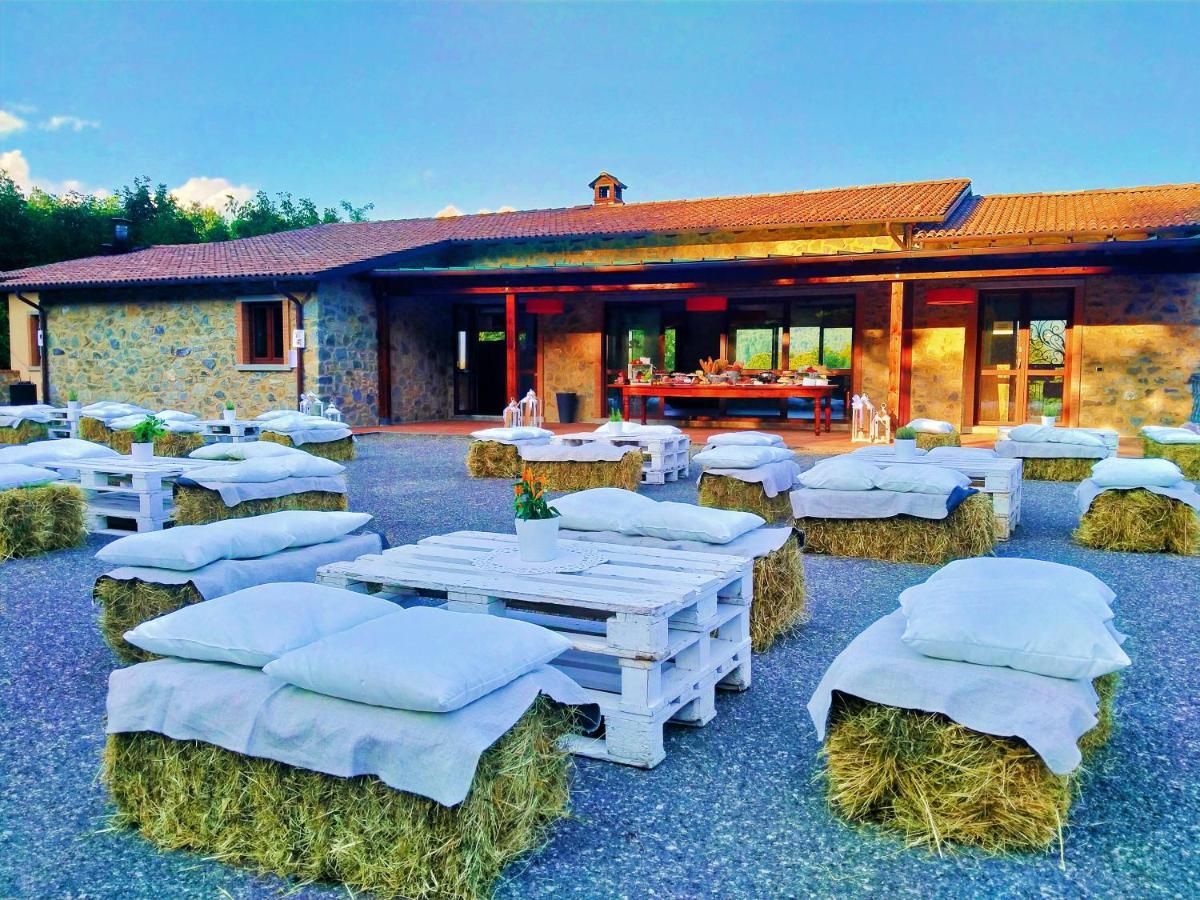 Agriturismo Borgo Biaia Camporgiano Bagian luar foto