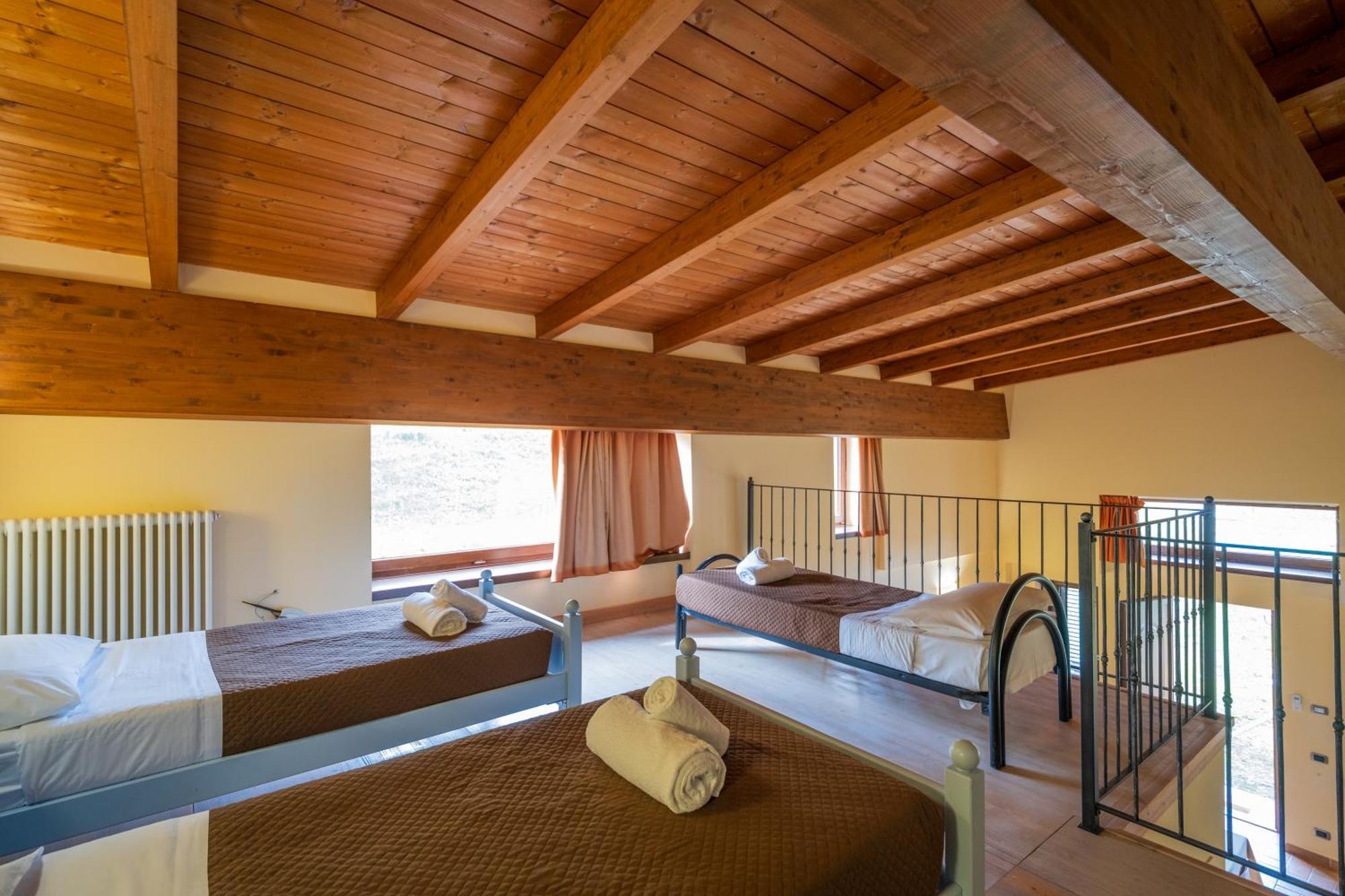 Agriturismo Borgo Biaia Camporgiano Bagian luar foto