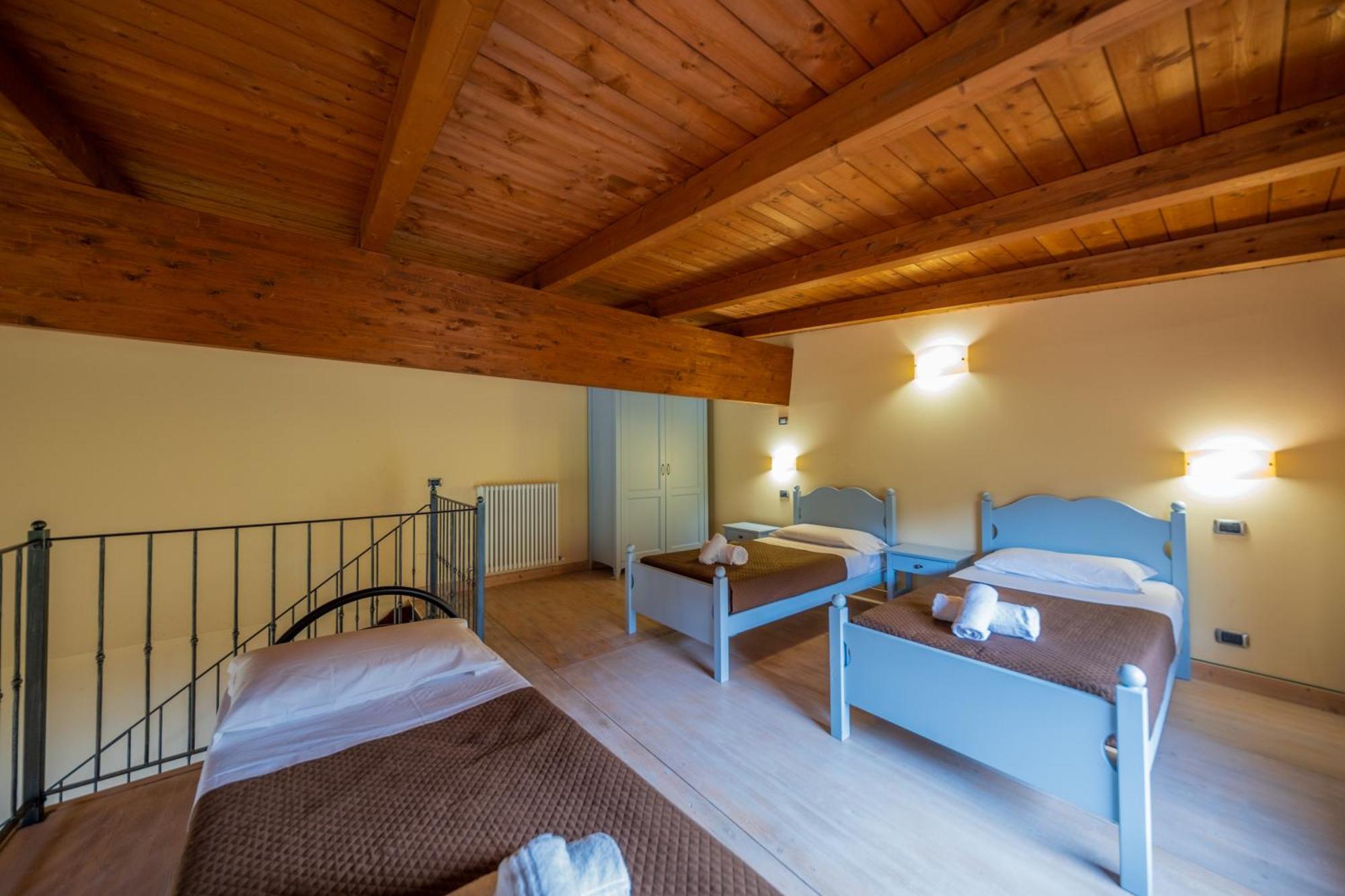 Agriturismo Borgo Biaia Camporgiano Bagian luar foto