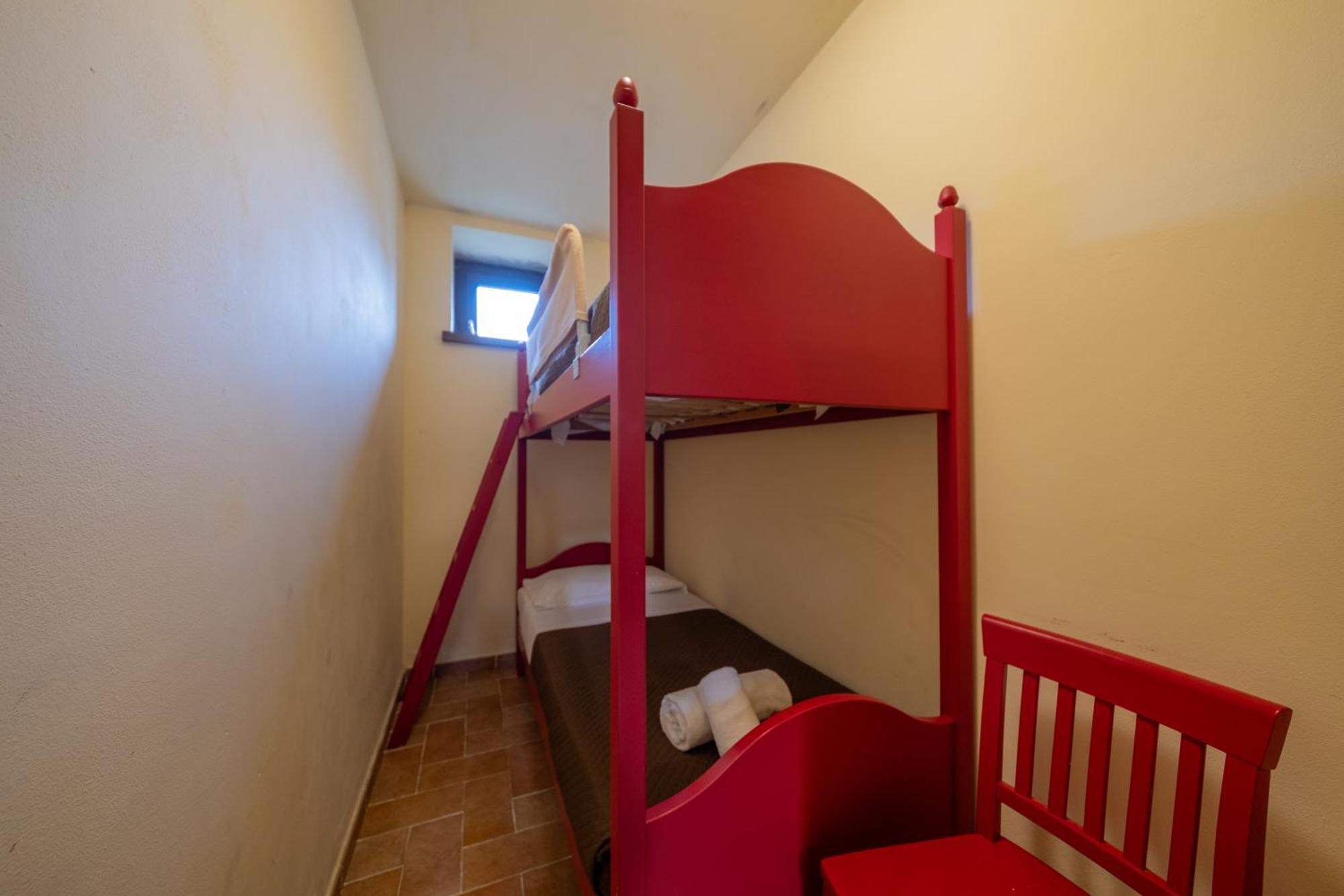 Agriturismo Borgo Biaia Camporgiano Bagian luar foto