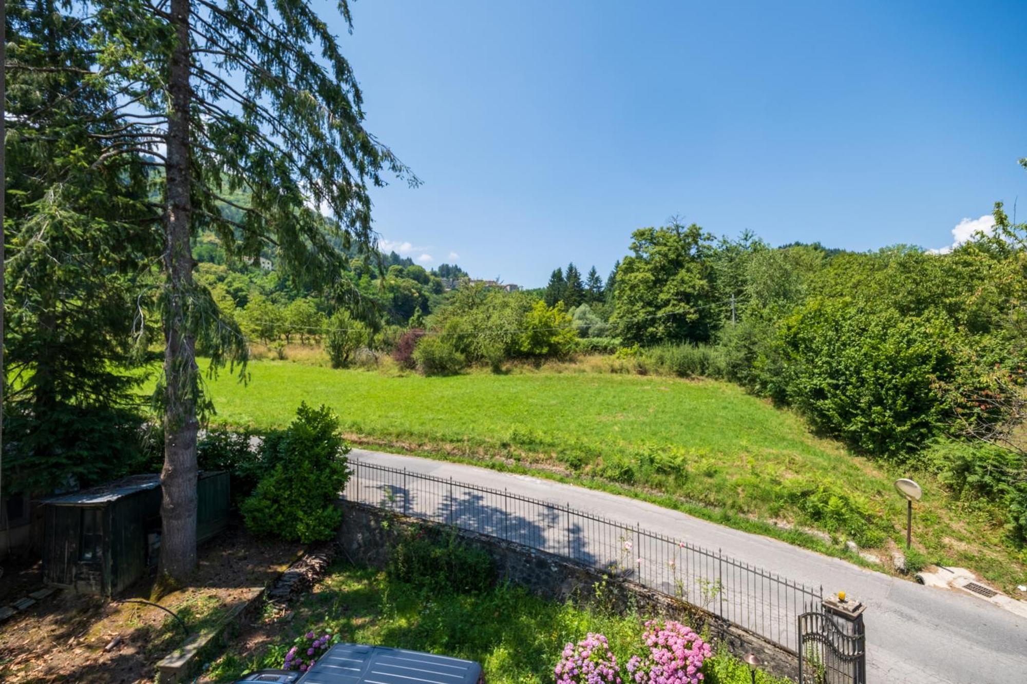 Agriturismo Borgo Biaia Camporgiano Bagian luar foto